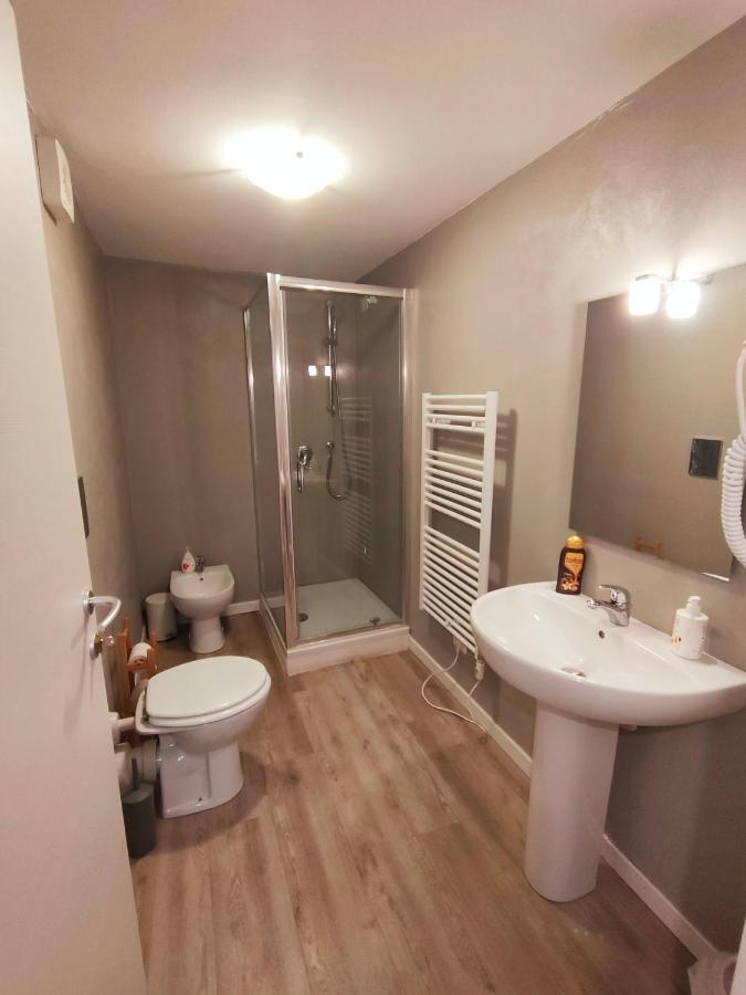 Apartment Stazione Bergamo Luaran gambar